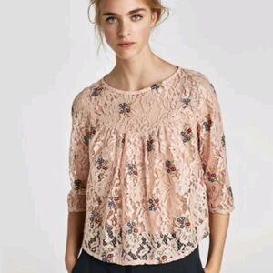 𝅺Zara Lace Floral‎ Cropped top